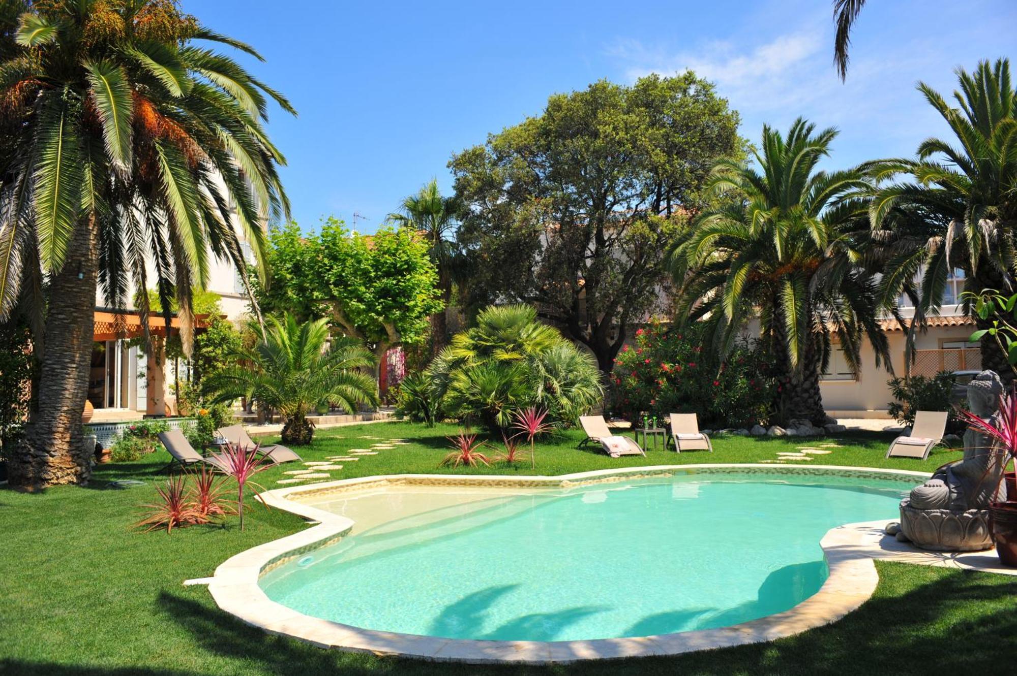 Villa Valflor Chambres D'Hotes Et Appartements Marseille Bagian luar foto