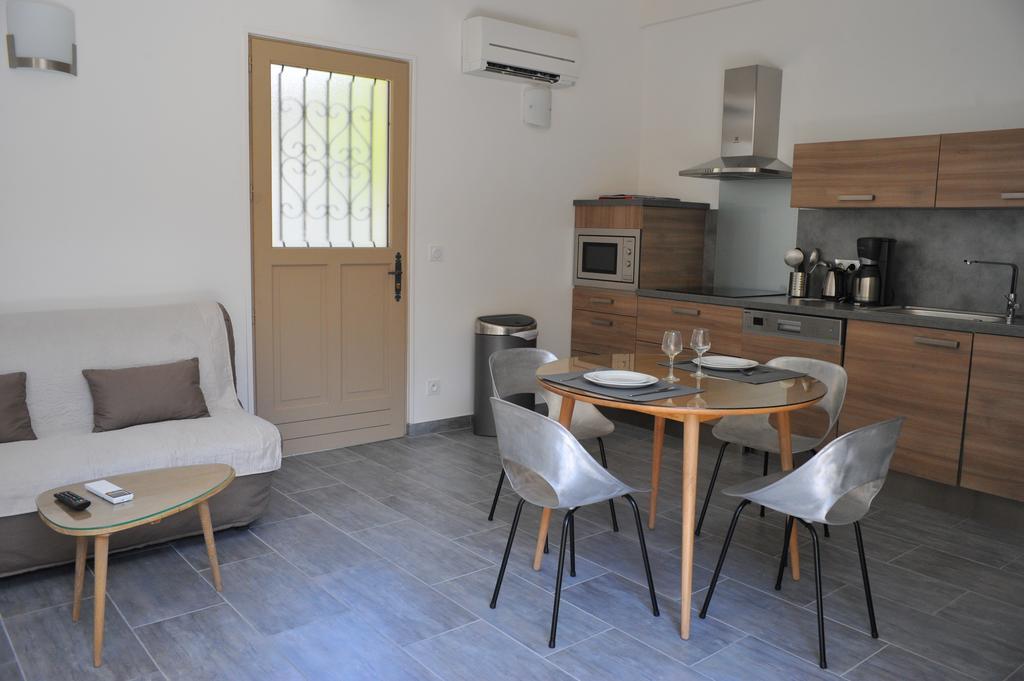 Villa Valflor Chambres D'Hotes Et Appartements Marseille Bagian luar foto